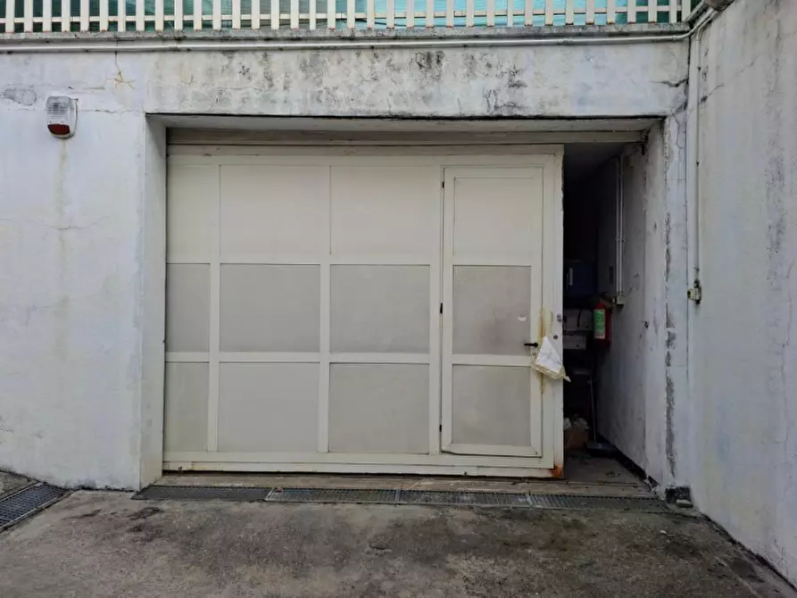 Immagine 1 di Magazzino in vendita  in Via Marengo, 10, 10099 San Mauro Torinese TO, Italia a San Mauro Torinese