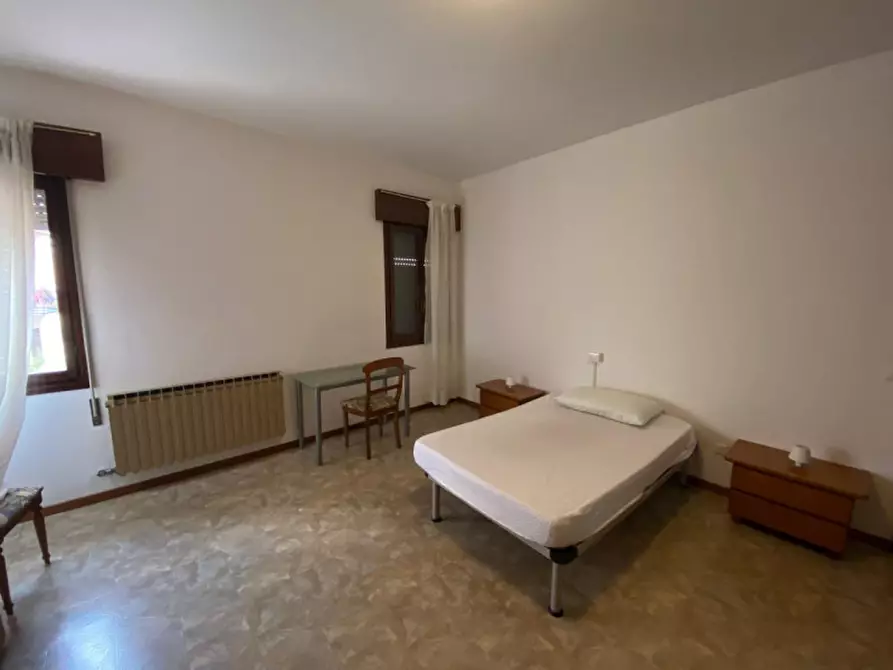 Immagine 16 di Appartamento in vendita  in Viale Gian Giorgio Trissino 65 a Vicenza