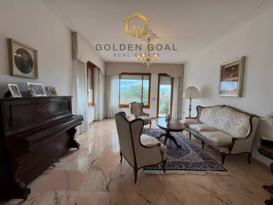 Immagine 1 di Appartamento in vendita  in Via Bulgaria a Olbia