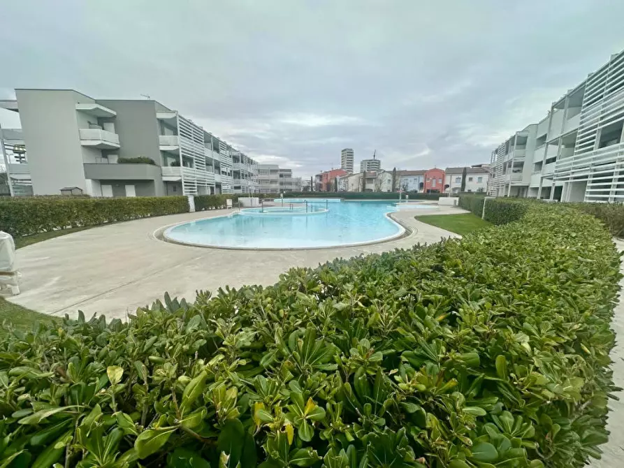 Immagine 1 di Appartamento in vendita  in Via Pietro Sassaro, 16, 30016 Jesolo VE a Jesolo