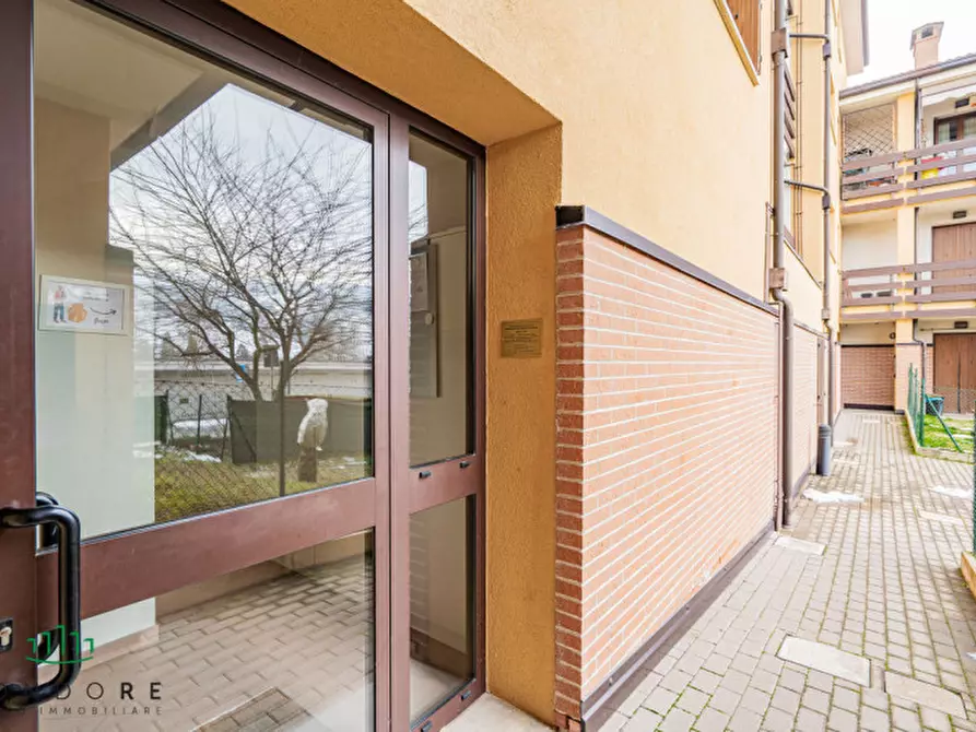 Immagine 9 di Appartamento in vendita  in via pertini a Monte San Pietro