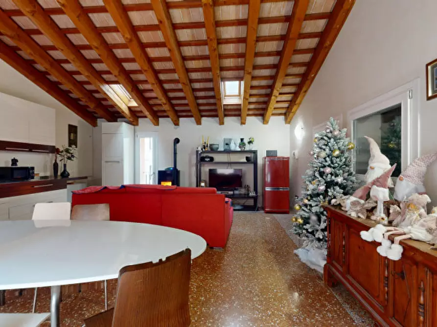 Immagine 2 di Villa in vendita  in Viale Verona a Vicenza
