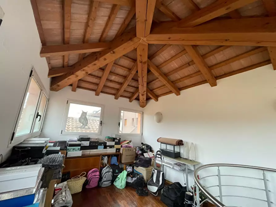 Immagine 10 di Villa in vendita  in Viale Verona a Vicenza