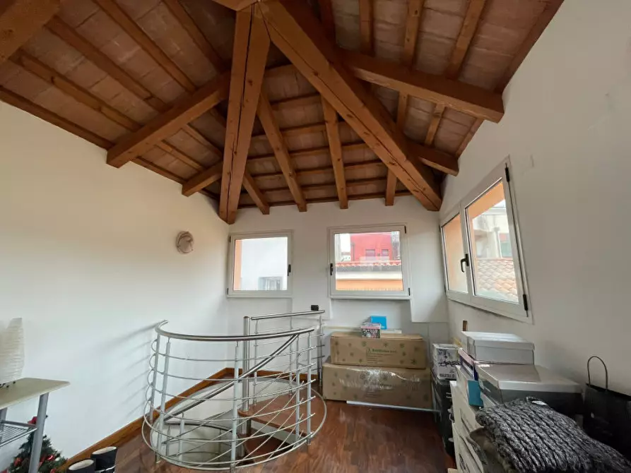 Immagine 11 di Villa in vendita  in Viale Verona a Vicenza