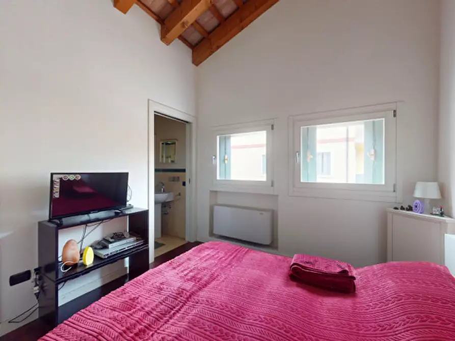 Immagine 12 di Villa in vendita  in Viale Verona a Vicenza