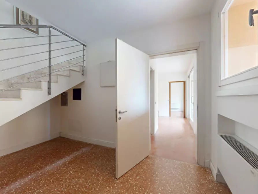 Immagine 25 di Villa in vendita  in Viale Verona a Vicenza