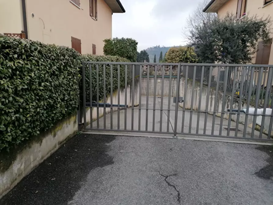 Immagine 4 di Appartamento in vendita  in Via Galileo Galilei 42 a Cologne