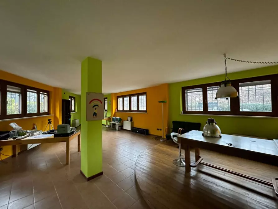 Immagine 5 di Ufficio in vendita  a Verona