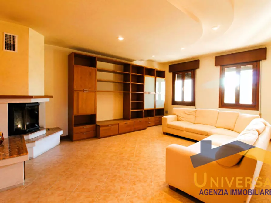 Immagine 10 di Casa bifamiliare in vendita  in Via Don Bosco a Santa Giustina In Colle