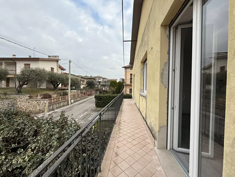 Immagine 12 di Casa indipendente in vendita  in via Paiari 32 a Lazise
