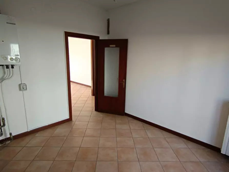 Immagine 8 di Appartamento in vendita  in via Nizza, 37 a Piazzola Sul Brenta