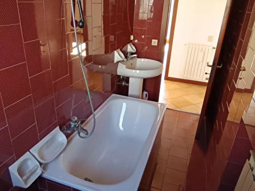 Immagine 12 di Appartamento in vendita  in via Nizza, 37 a Piazzola Sul Brenta