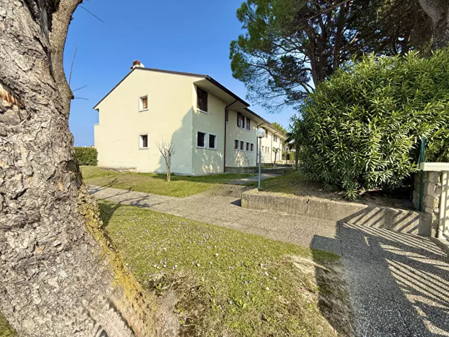 Immagine 2 di Appartamento in vendita  in Via Trento 26 a Lazise