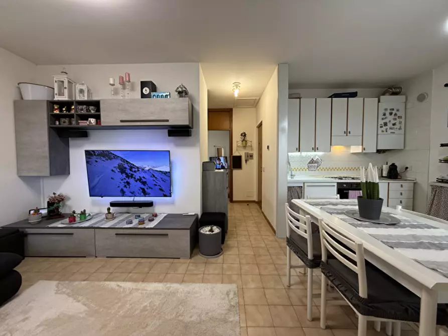 Immagine 7 di Appartamento in vendita  in Via Trento 26 a Lazise