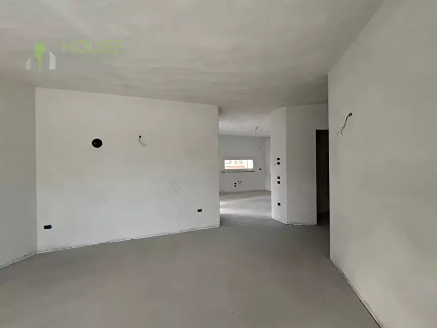 Immagine 9 di Appartamento in vendita  a Schio