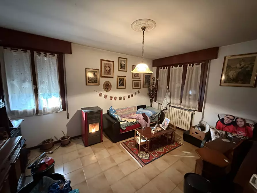 Immagine 3 di Casa bifamiliare in vendita  a Abano Terme