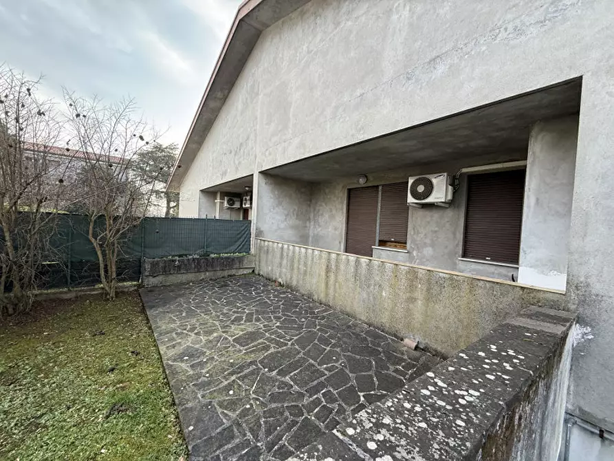 Immagine 18 di Casa bifamiliare in vendita  a Abano Terme