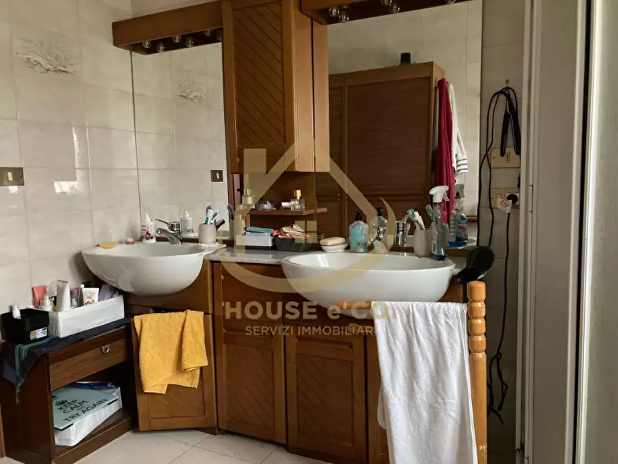 Immagine 25 di Villa in vendita  in STRADA FOSSANA a Vigevano