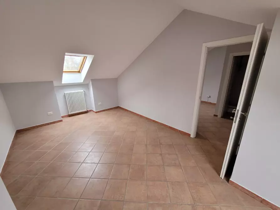 Immagine 14 di Appartamento in affitto  in STRADA PRAIA 2 a Asti