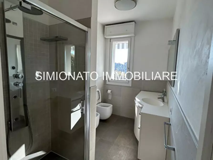 Immagine 4 di Appartamento in affitto  in Via dei Tigli a Venezia