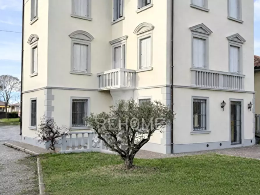 Immagine 3 di Villa in vendita  in Via Lignano, 14 a Pozzuolo Del Friuli
