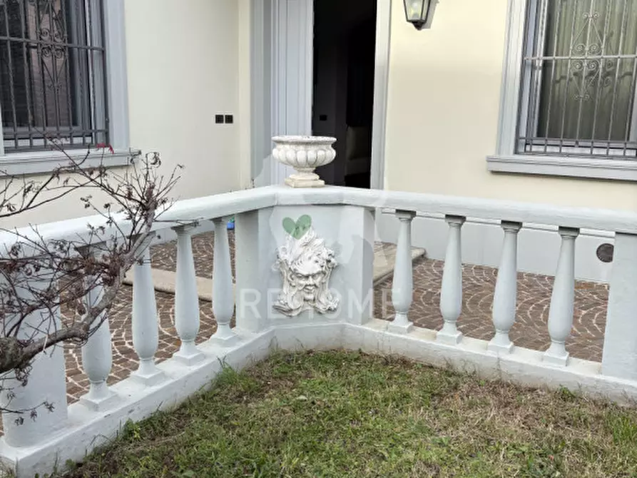 Immagine 4 di Villa in vendita  in Via Lignano, 14 a Pozzuolo Del Friuli