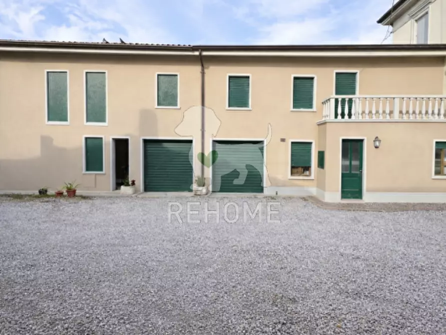 Immagine 6 di Villa in vendita  in Via Lignano, 14 a Pozzuolo Del Friuli