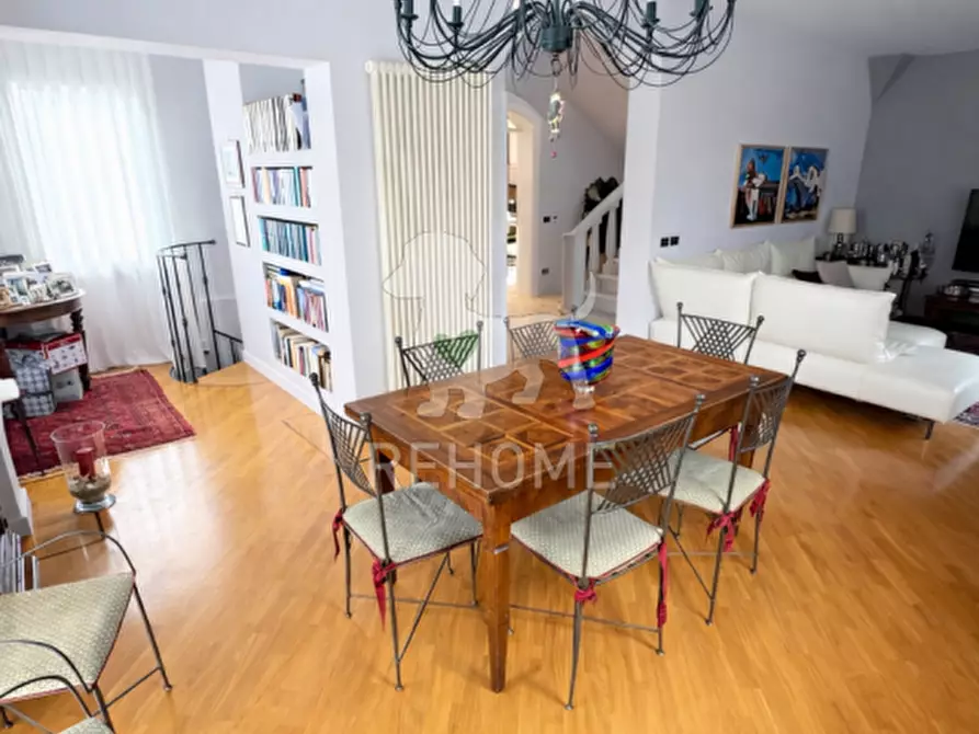 Immagine 12 di Villa in vendita  in Via Lignano, 14 a Pozzuolo Del Friuli