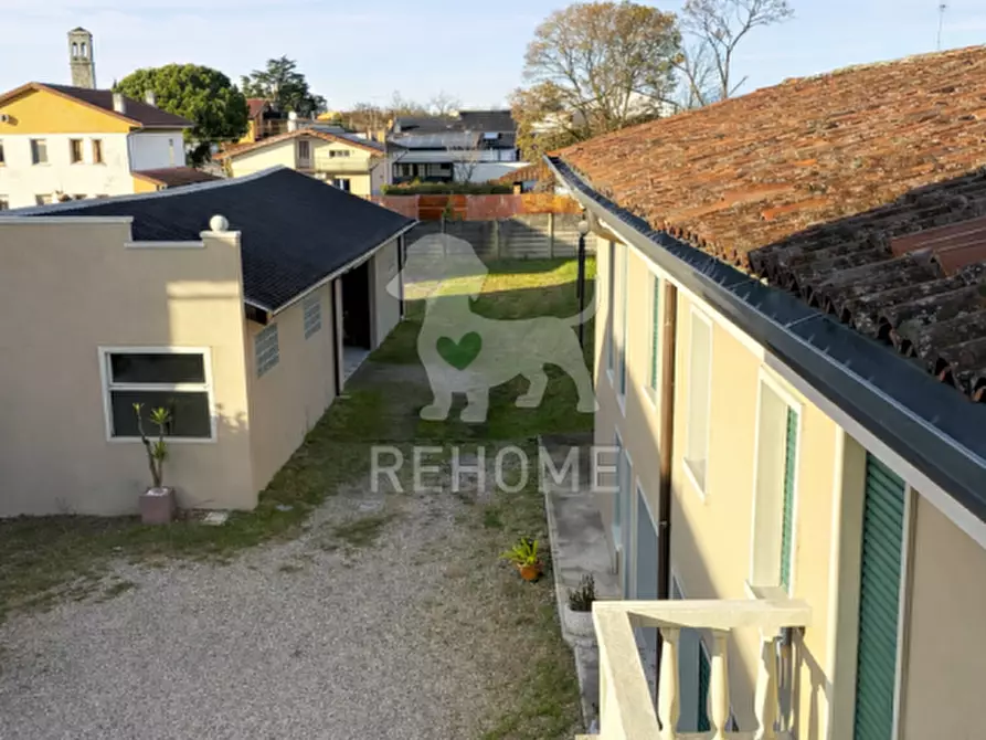 Immagine 34 di Villa in vendita  in Via Lignano, 14 a Pozzuolo Del Friuli