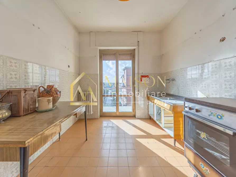 Immagine 15 di Appartamento in vendita  in Via Vergiate a Roma