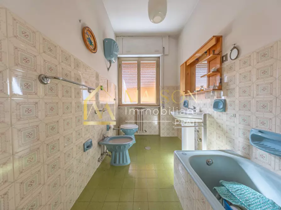 Immagine 34 di Appartamento in vendita  in Via Vergiate a Roma