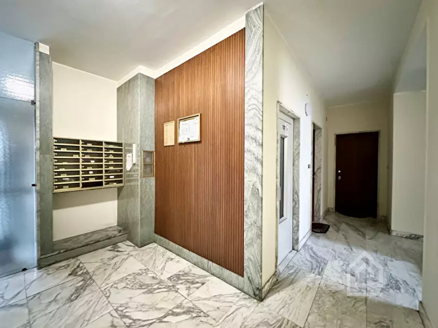 Immagine 30 di Appartamento in vendita  in Strada del Pascolo 41 bis a Torino