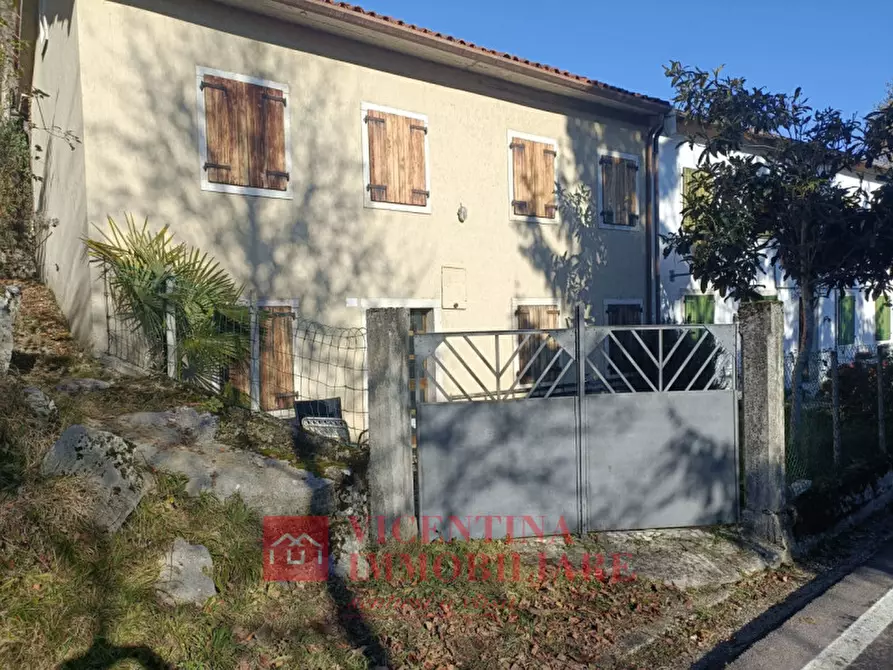 Immagine 4 di Casa bifamiliare in vendita  in Via Marotte a Lusiana Conco