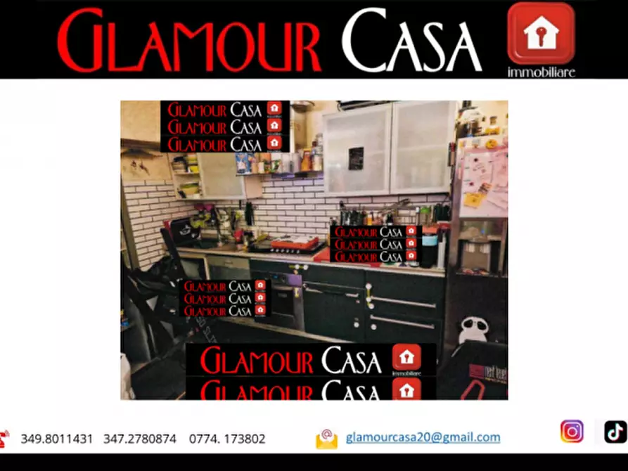 Immagine 3 di Appartamento in vendita  in Via Brunate a Roma