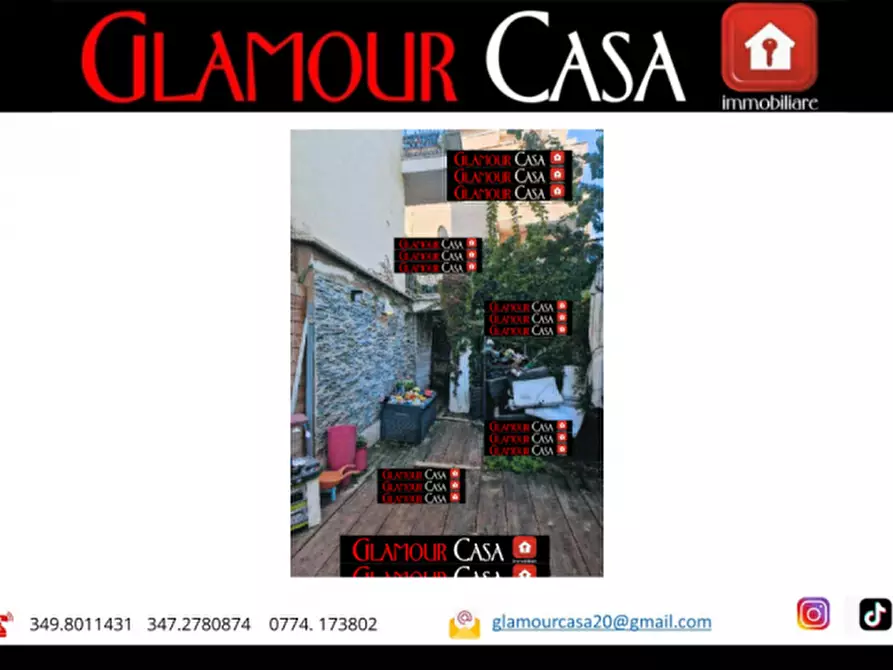 Immagine 4 di Appartamento in vendita  in Via Brunate a Roma