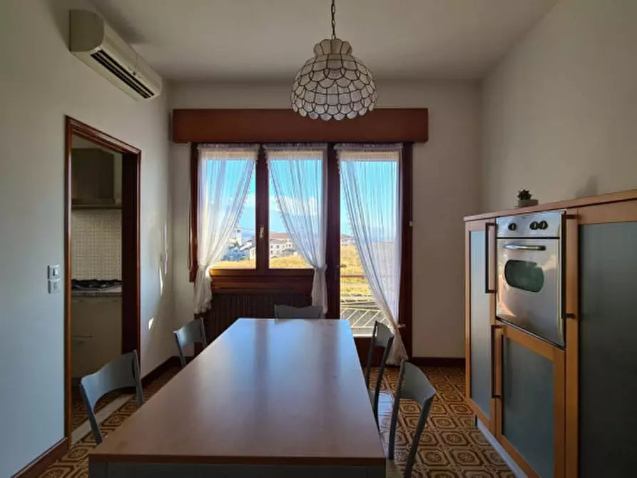 Immagine 6 di Appartamento in affitto  a Vittorio Veneto