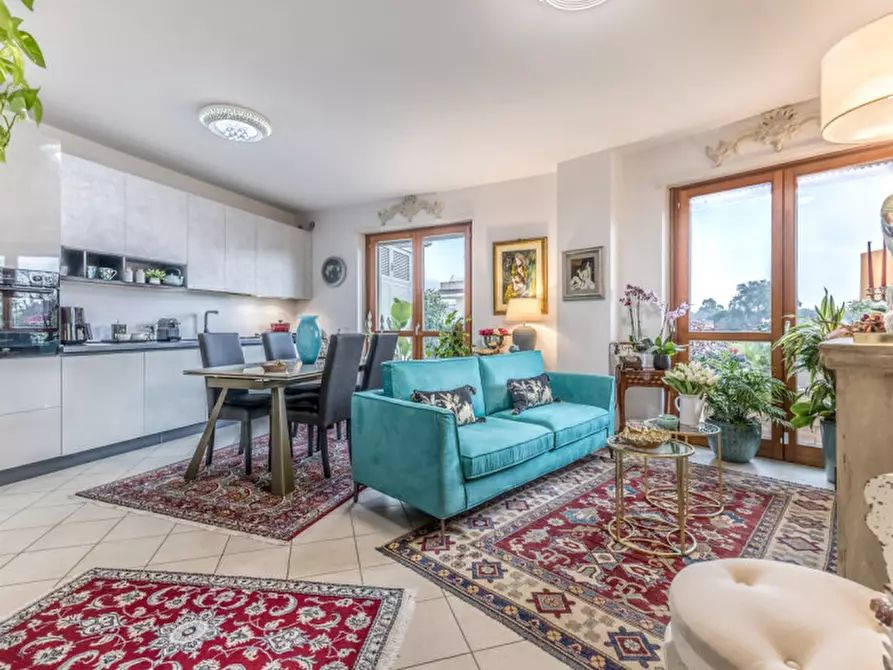 Immagine 2 di Appartamento in vendita  in VIA DI CASAL DEL MARMO 496 a Roma