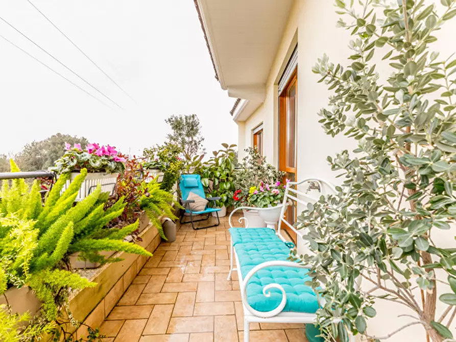 Immagine 24 di Appartamento in vendita  in VIA DI CASAL DEL MARMO 496 a Roma