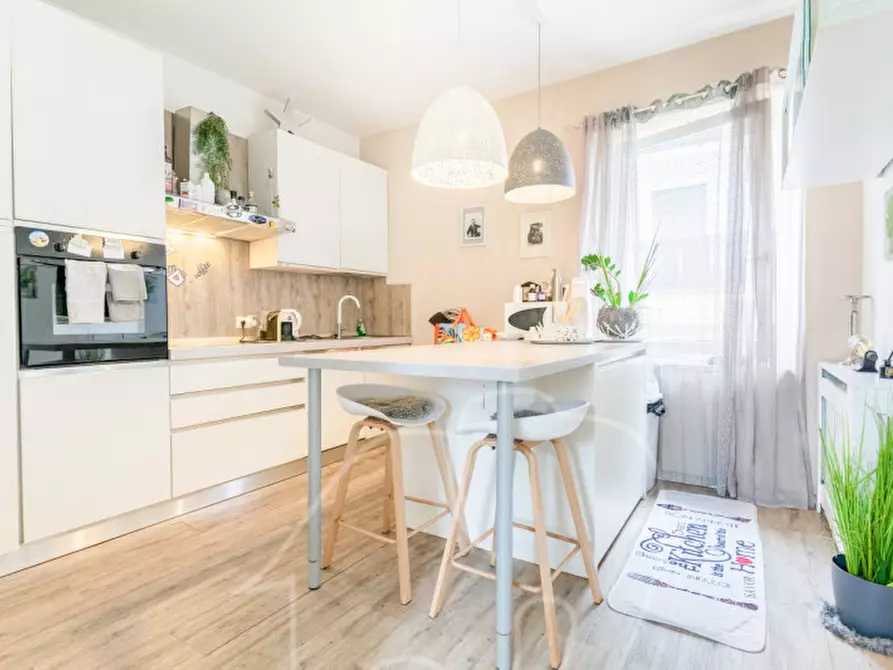 Immagine 2 di Appartamento in vendita  in via marconi a Postal .Burgstall.