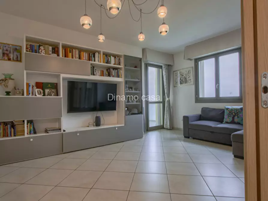 Immagine 6 di Appartamento in vendita  a Prato