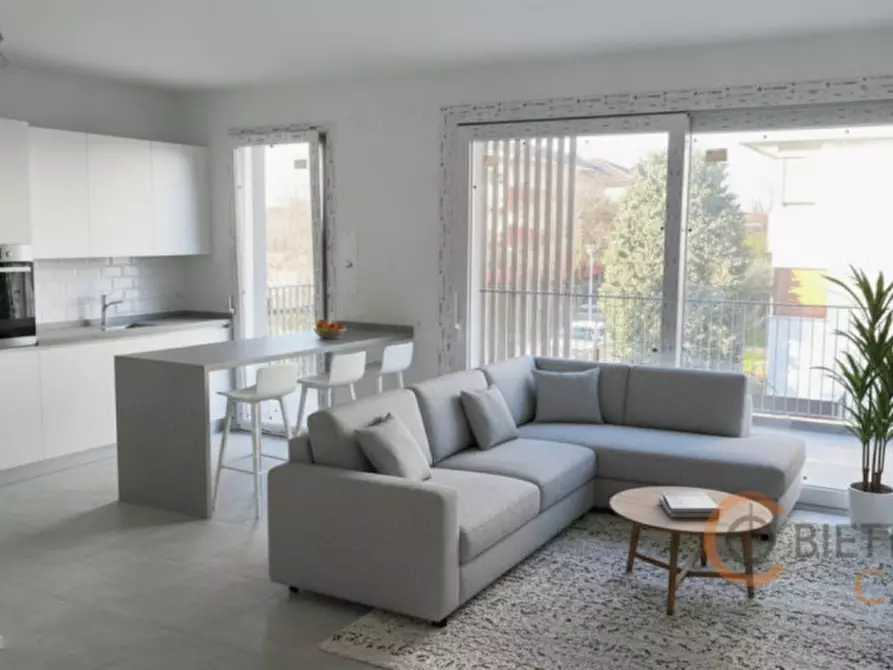 Immagine 2 di Appartamento in vendita  in Via Torre a Padova