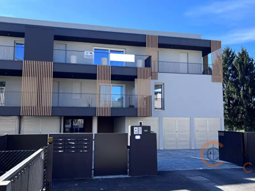 Immagine 11 di Appartamento in vendita  in Via Torre a Padova