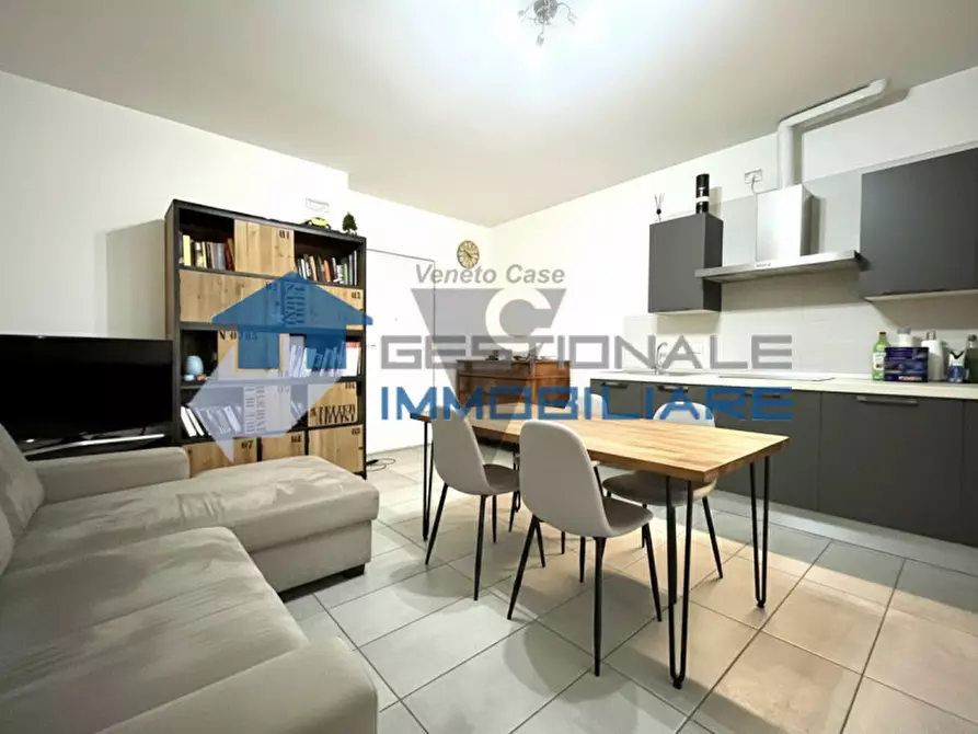 Immagine 1 di Appartamento in vendita  in Piazza Marzabotto a Dolo