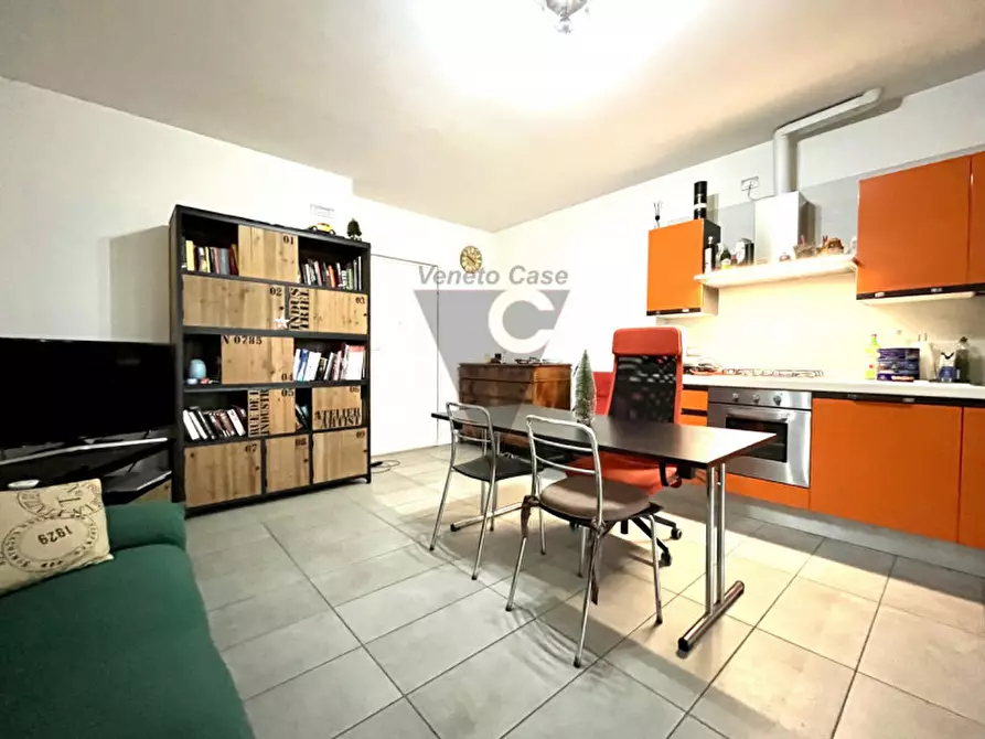 Immagine 2 di Appartamento in vendita  in Piazza Marzabotto a Dolo