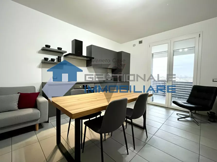 Immagine 5 di Appartamento in vendita  in Piazza Marzabotto a Dolo