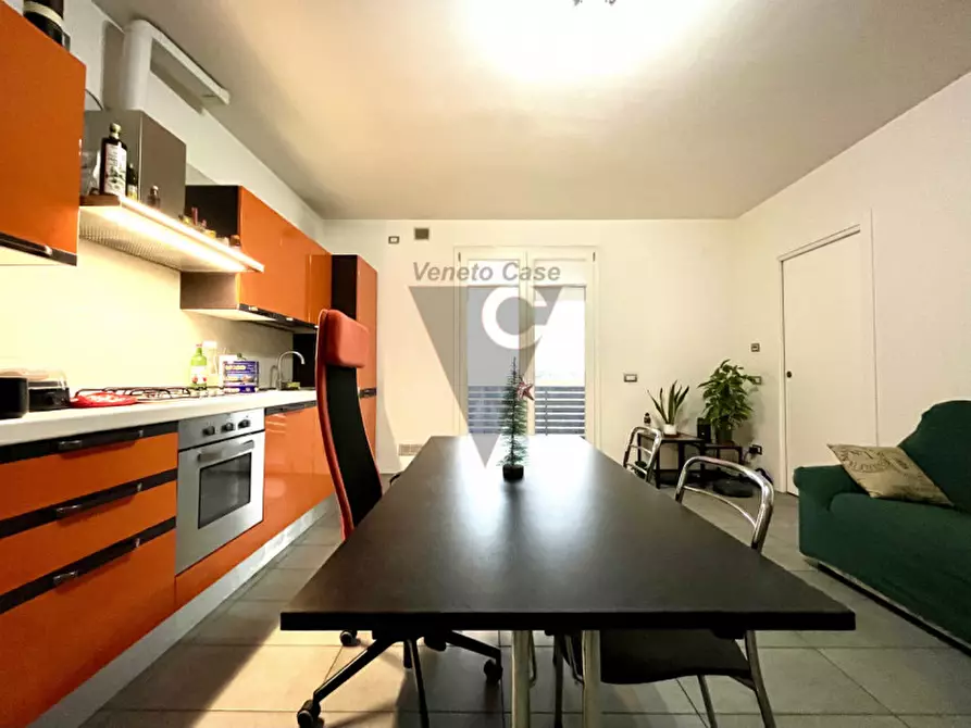 Immagine 8 di Appartamento in vendita  in Piazza Marzabotto a Dolo