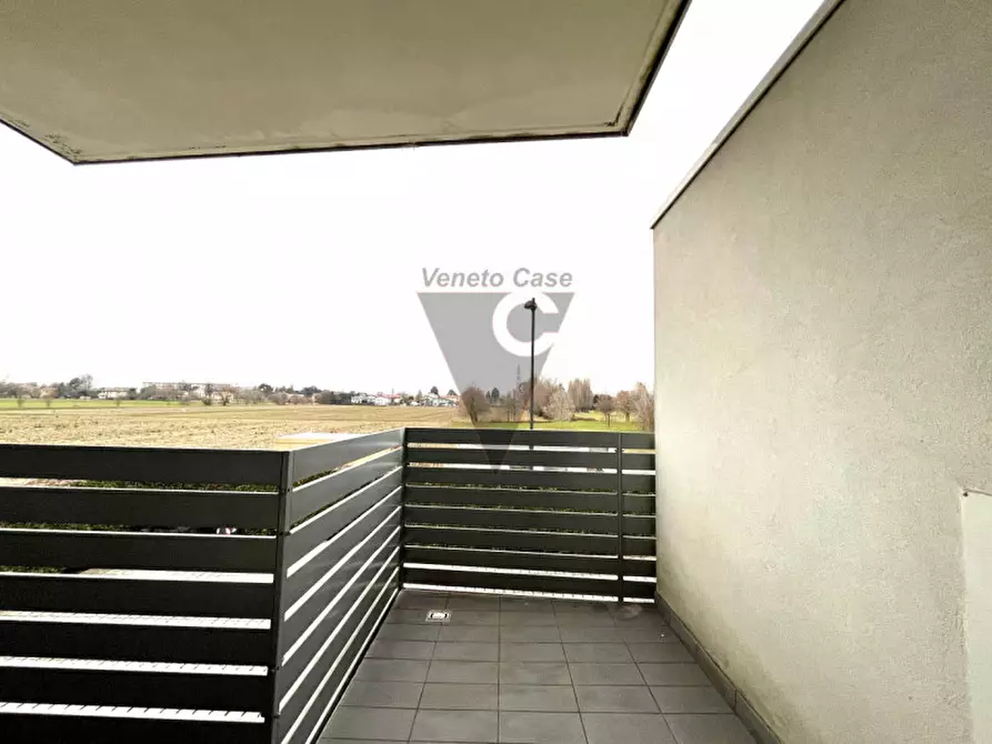 Immagine 17 di Appartamento in vendita  in Piazza Marzabotto a Dolo