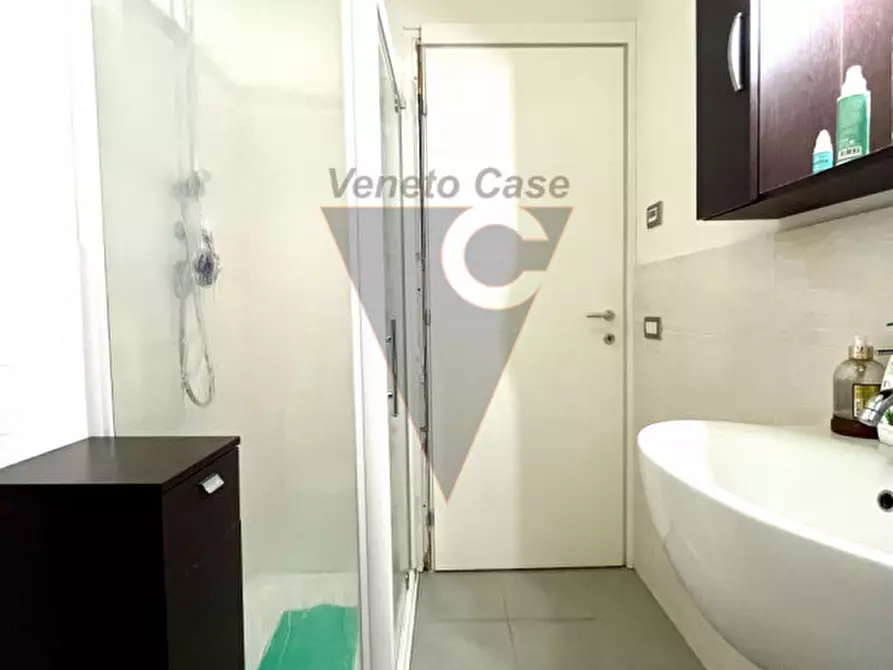 Immagine 22 di Appartamento in vendita  in Piazza Marzabotto a Dolo