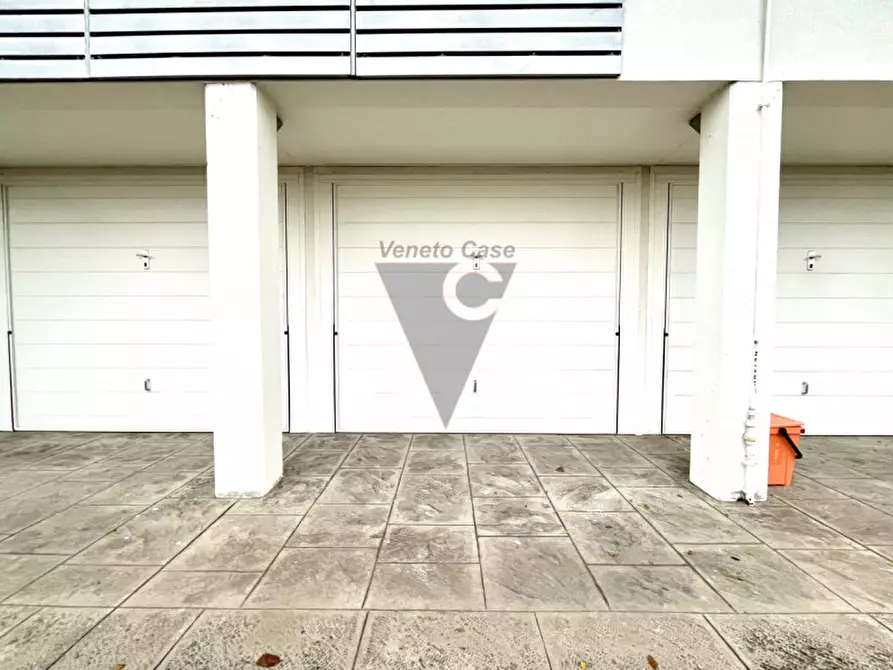 Immagine 23 di Appartamento in vendita  in Piazza Marzabotto a Dolo