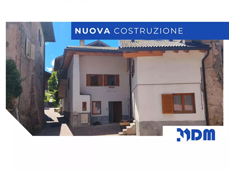 Immagine 1 di Appartamento in vendita  in Via Trento a Castello-Molina Di Fiemme